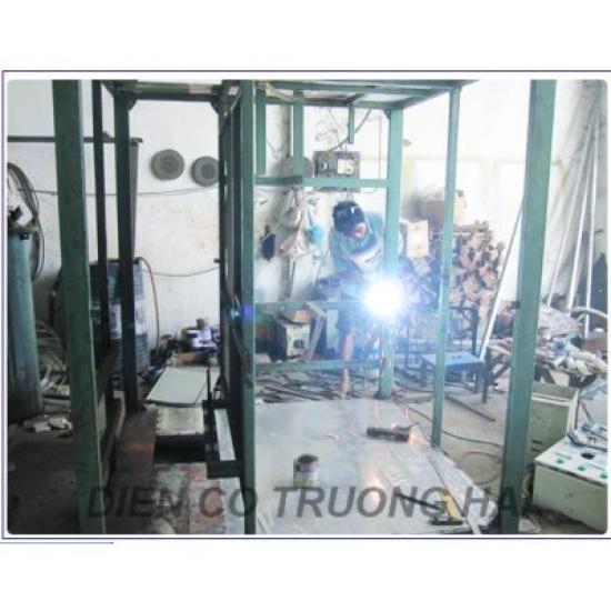 ĐANG CHẾ TẠO MÁY HÀN CAO TẦN